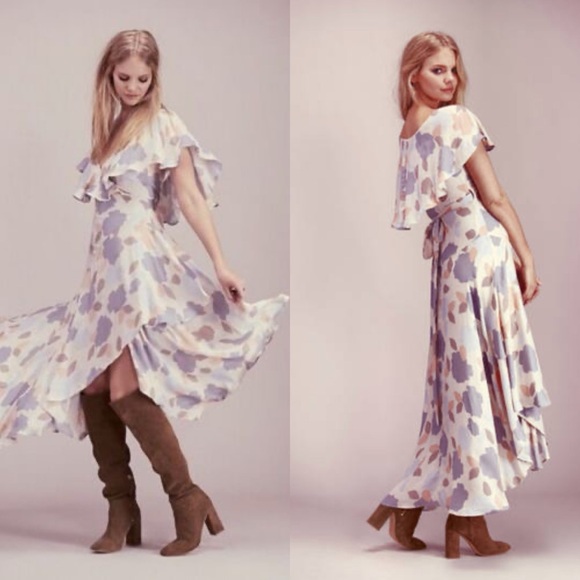 Free People Dresses & Skirts - Free People Faye Printed Flowy Wrap Maxi Dress